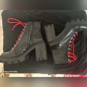 NIB Gianni Bini Ryedderr Boots Size 8.5